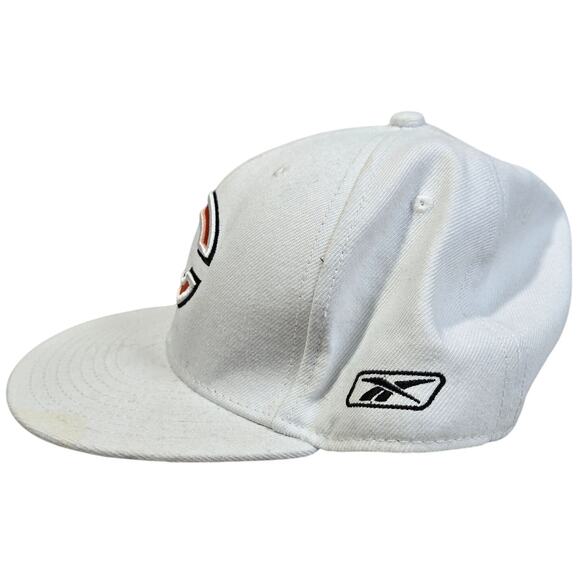NFL VTG Chicago Bears 100% Wool White Fitted Hat Cap Sideline Reebok 7.25 - Picture 3 of 9